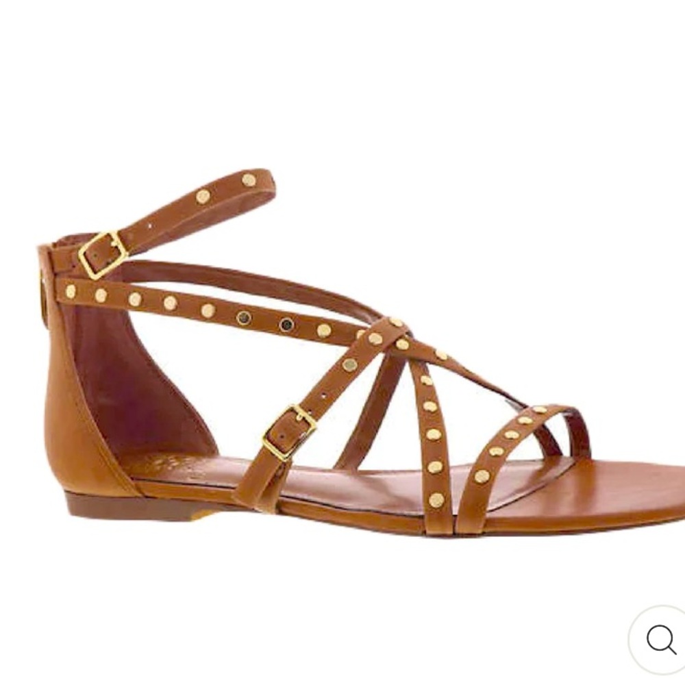 NEW Vince Camuto Seseti studded sandals